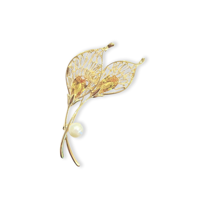Monarch Leaf